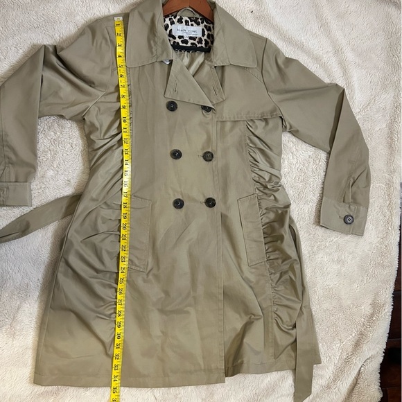 Black Rivet | Double Breasted Trench Coat | Beige | Ruffle Detail | Size XL - Picture 9 of 10